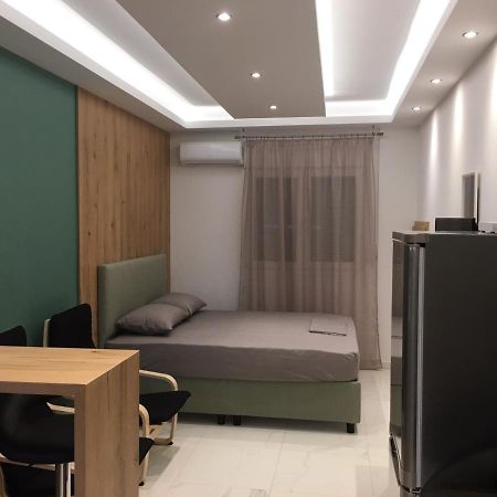 דירות אתונה Luxury Ipoga מראה חיצוני תמונה